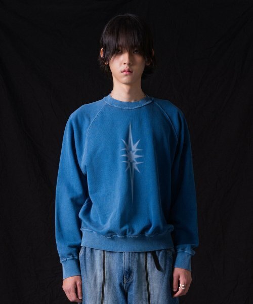 IUGAMAKARAS(イウガマカラス)の「Pigment Dyed Sweatshirt (Blue)(スウェット・レディース・その他・1/3)」の5枚目の写真