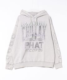 chillax（チラックス）の「【CHILLAX】パウダーブリーチ加工プリント裏毛パーカー プルフーディ―（パーカー）」