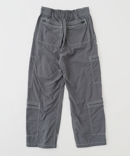 JOURNAL STANDARD（ジャーナルスタンダード）の「NOMARHYTHM TEXTILE (ノーマリズム テキスタイル) Nylon Flight Pants（カーゴパンツ・メンズ・グレー・LARGE/MEDIUM）」の2枚目の写真