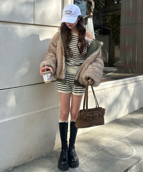 RAY CASSIN（レイカズン）の「ニットショートパンツ（その他パンツ・レディース・アイボリー/ブラック系その他2/グレー系その他2・FREE）」の8枚目の写真