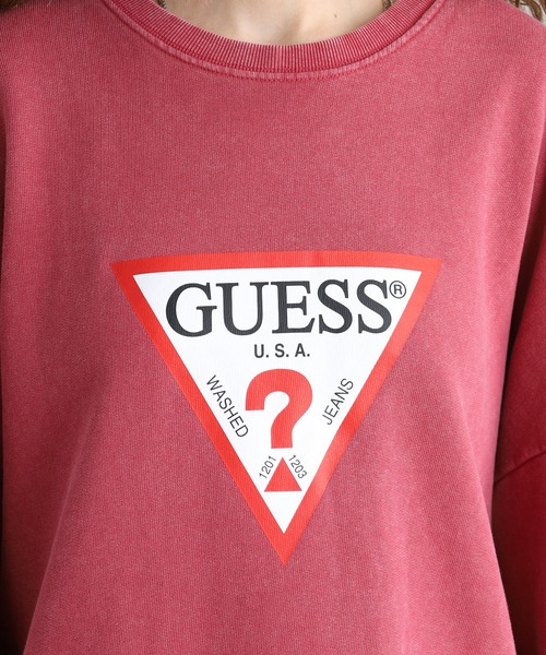 GUESS JEANS(ゲスジーンズ)の「GUESS JEANS アイコニック トライアングル クルーネックスウェット(スウェット・レディース・ブラック/レッド・M/S/L/XS)」の19枚目の写真