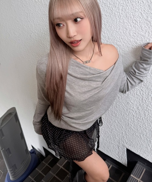 DAESE TOKYO(デセトウキョウ)の「『DAESE TOKYO/デセトウキョウ』クールクールドレープオフショルプルオーバー(Tシャツ/カットソー・レディース・アイボリー/ブラック/杢グレー・FREE)」の1枚目の写真