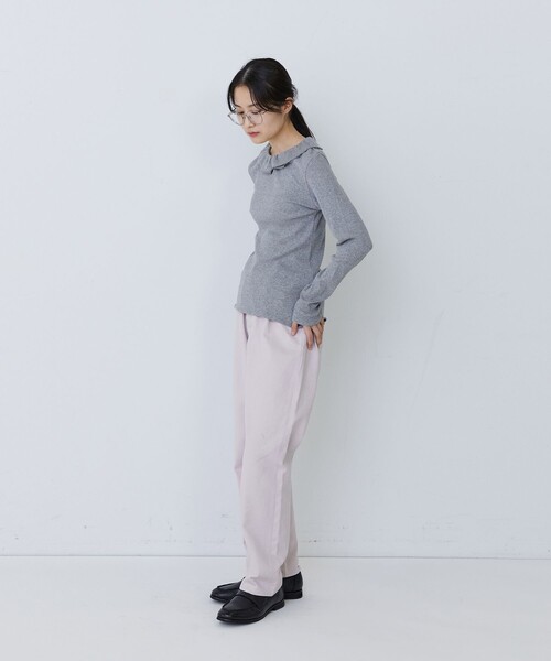 conges payes ADIEU TRISTESSE（コンジェ ペイエ アデュートリステス）の「フリルカラーインナーカットソー（Tシャツ/カットソー・レディース・キナリ/グレー系その他/ブラック・FREE）」の4枚目の写真