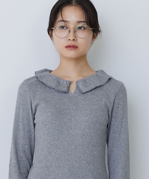 conges payes ADIEU TRISTESSE（コンジェ ペイエ アデュートリステス）の「フリルカラーインナーカットソー（Tシャツ/カットソー・レディース・キナリ/グレー系その他/ブラック・FREE）」の11枚目の写真
