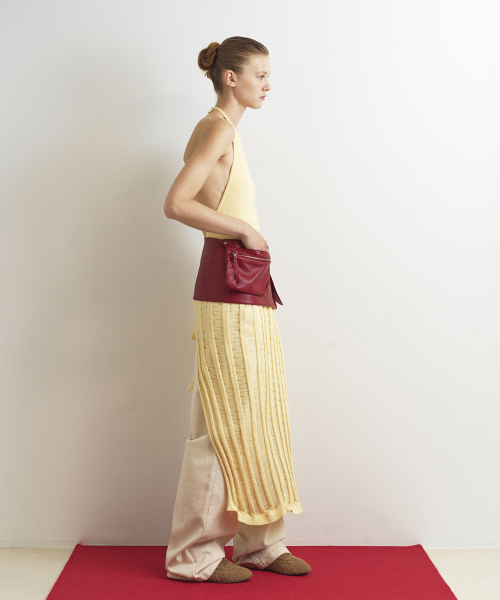 AOPT（アオプト）の「LAYERED HALTER NECK KNIT DRESS - BUTTER（ワンピース・レディース・その他・SMALL/MEDIUM）」の3枚目の写真