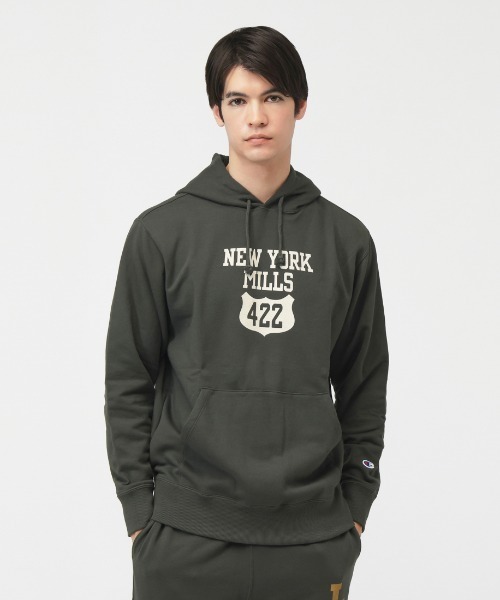 Champion(チャンピオン)の「チャンピオン HOODED SWEATSHIRT_(スウェット・メンズ・オフホワイト/グレー/ブラック・M/L/LL)」の2枚目の写真