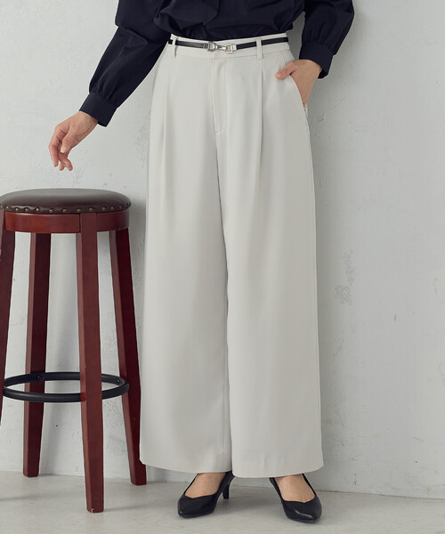 COMME CA ISM(コムサイズム)の「【宮城舞さん着用】【セットアップ対応】ポリエステルツイル タックワイドパンツ(その他パンツ・レディース・グレー/ネイビー・X-SMALL/SMALL/MEDIUM/LARGE/X-LARGE)」の2枚目の写真