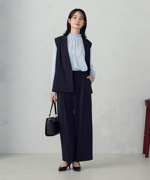 COMME CA ISM(コムサイズム)の「【宮城舞さん着用】【セットアップ対応】ポリエステルツイル タックワイドパンツ(その他パンツ・レディース・グレー/ネイビー・X-SMALL/SMALL/MEDIUM/LARGE/X-LARGE)」の16枚目の写真