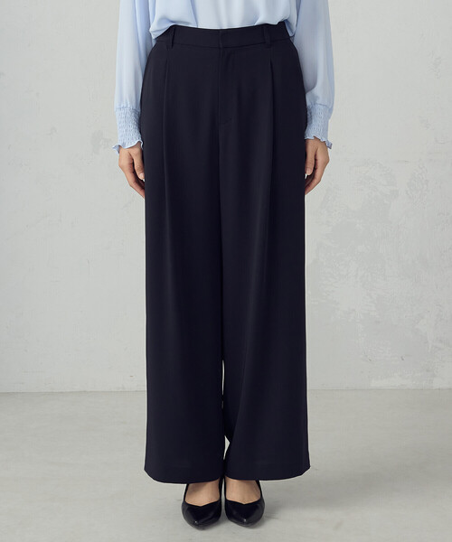 COMME CA ISM(コムサイズム)の「【宮城舞さん着用】【セットアップ対応】ポリエステルツイル タックワイドパンツ(その他パンツ・レディース・グレー/ネイビー・X-SMALL/SMALL/MEDIUM/LARGE/X-LARGE)」の10枚目の写真
