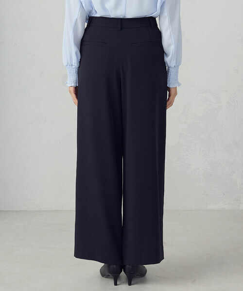 COMME CA ISM(コムサイズム)の「【宮城舞さん着用】【セットアップ対応】ポリエステルツイル タックワイドパンツ(その他パンツ・レディース・グレー/ネイビー・X-SMALL/SMALL/MEDIUM/LARGE/X-LARGE)」の8枚目の写真