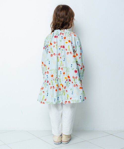 Boribon（ボリボン）の「ガーデンフラワードレス（ワンピース・キッズ・オフホワイト/サックスブルー・120/110/100/90/80）」の8枚目の写真