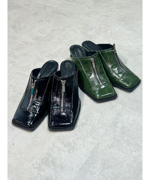 MURUA（ムルーア）の「スクエアポインテッドミュール（パンプス・レディース・グリーン/ブラック・24.5/23.5）」の3枚目の写真