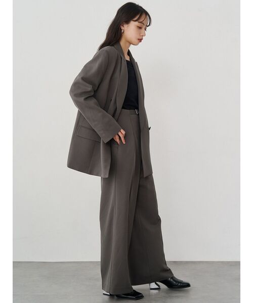 MURUA（ムルーア）の「スクエアポインテッドミュール（パンプス・レディース・グリーン/ブラック・24.5/23.5）」の6枚目の写真