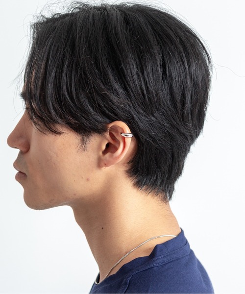 TOM WOOD（トムウッド）の「【TOMWOOD】Ear Cuff Thick　イヤーカフ シルバー　ユニセックス（イヤーカフ・レディース・シルバー・FREE）」の4枚目の写真