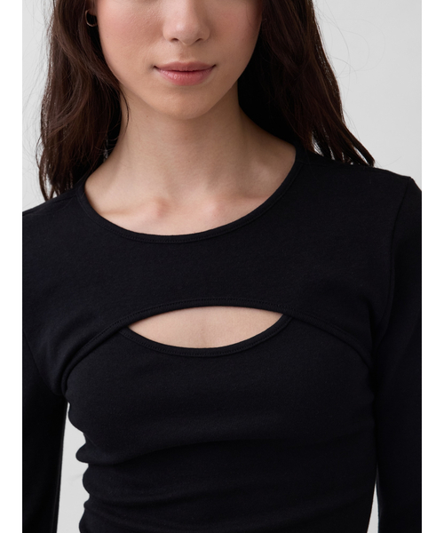 GAP(ギャップ)の「モダン カットアウトTシャツ(Tシャツ/カットソー・レディース・ブラック/オフホワイト/ブルー・XS/S/M/L/XL/XXS)」の12枚目の写真