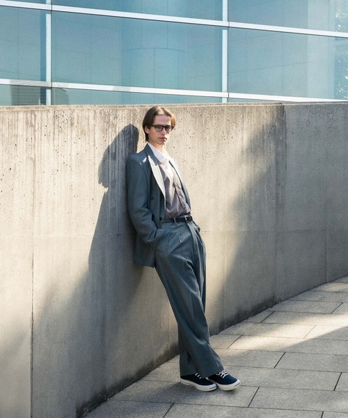 ADAM ET ROPE'(アダムエロペ)の「コットンキュプラ ダブルブレスト ジャケット / セットアップ対応(テーラードジャケット・メンズ・ブラック/チャコールグレー・L/M)」の13枚目の写真