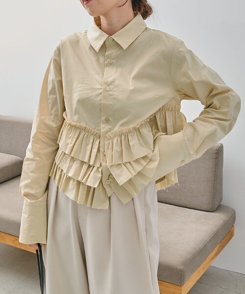 CAPRICIEUX LE'MAGE（カプリシューレマージュ）の「裾フリルシャツ（シャツ/ブラウス・レディース・ブルー/ホワイト/ベージュ・FREE）」の13枚目の写真