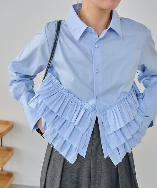 CAPRICIEUX LE'MAGE（カプリシューレマージュ）の「裾フリルシャツ（シャツ/ブラウス・レディース・ブルー/ホワイト/ベージュ・FREE）」の22枚目の写真
