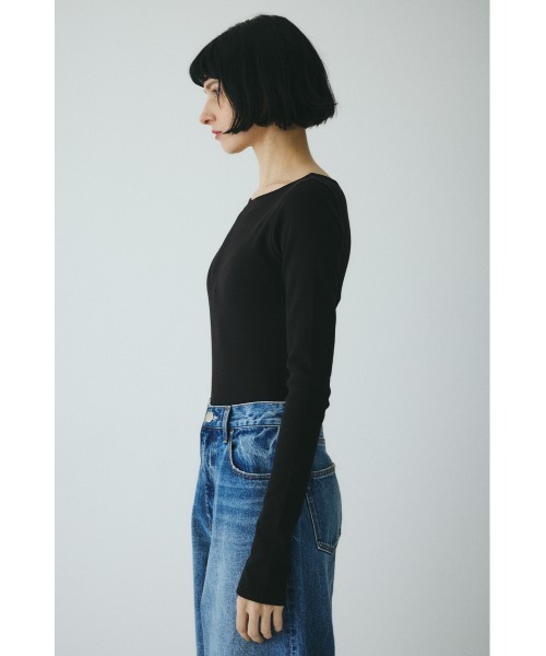 HeRIN.CYE（ヘリンドットサイ）の「Teleco back open tee　　テレコバックオープンT（Tシャツ/カットソー・レディース・ブラック/ベージュ/オフホワイト・FREE）」の9枚目の写真