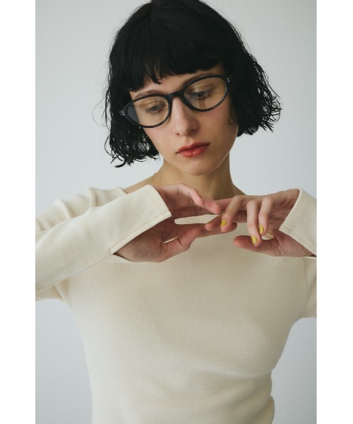 HeRIN.CYE（ヘリンドットサイ）の「Teleco back open tee　　テレコバックオープンT（Tシャツ/カットソー・レディース・ブラック/ベージュ/オフホワイト・FREE）」の20枚目の写真