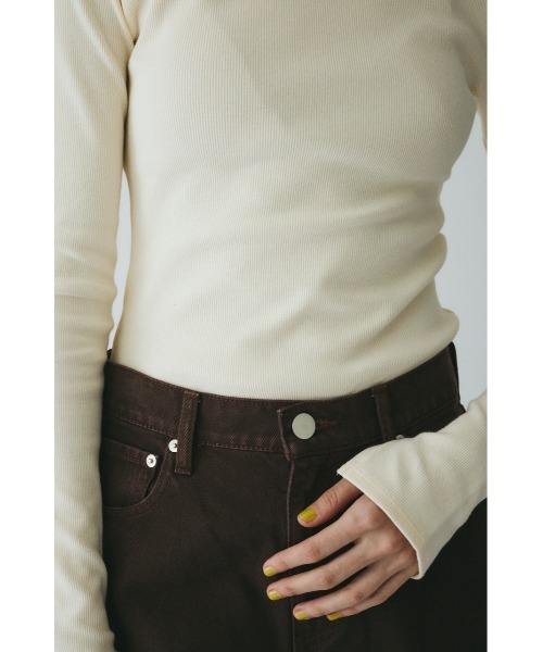 HeRIN.CYE（ヘリンドットサイ）の「Teleco back open tee　　テレコバックオープンT（Tシャツ/カットソー・レディース・ブラック/ベージュ/オフホワイト・FREE）」の22枚目の写真