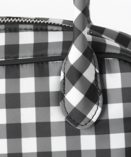 OUTDOOR PRODUCTS(アウトドアプロダクツ)の「2WAY CUBEBAG GinghamCheck(ショルダーバッグ・レディース・ブラック系その他・FREE)」の6枚目の写真