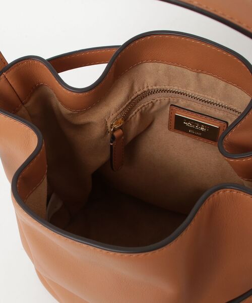 LAUREN RALPH LAUREN（ローレン ラルフ ローレン）の「レザー ミディアム Blaike バケット バッグ（ハンドバッグ・レディース・ブラウン・ONE）」の3枚目の写真
