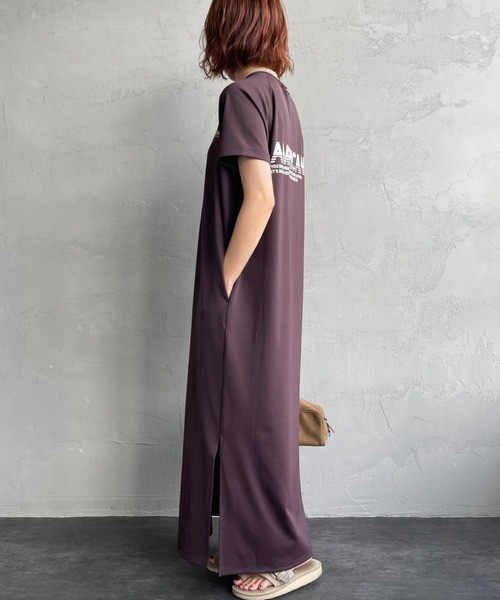 AMERICANA（アメリカーナ）の「【WEB先行予約】[Americana/アメリカーナ] 別注 AMERICANA バックロゴプリント マキシ丈ワンピース（ワンピース・レディース・ブラック/ブラウン/オリーブ・ONE SIZE）」の22枚目の写真