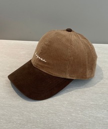 Lips（リップス）の「コーデュロイコンビカラーCAP/スウェード調ブリム/ミニ刺繍（キャップ）」