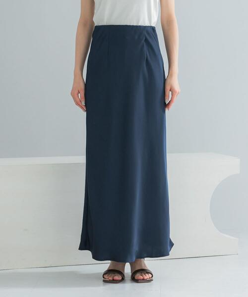 URBAN RESEARCH ROSSO WOMEN（アーバンリサーチ　ロッソ）の「ヴィンテージシルキーサテンイージースカート（スカート・レディース・オフホワイト/ネイビー・36/38）」の13枚目の写真
