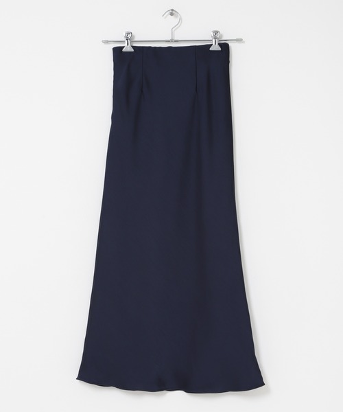 URBAN RESEARCH ROSSO WOMEN(アーバンリサーチ ロッソ)の「ヴィンテージシルキーサテンイージースカート(スカート・レディース・オフホワイト/ネイビー・36/38)」の17枚目の写真