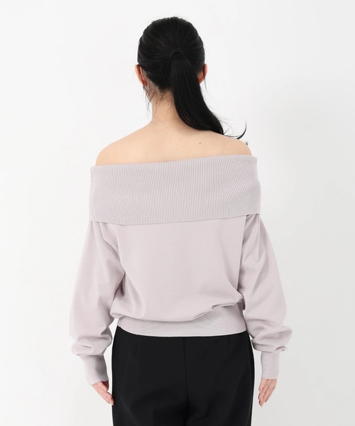 STRAWBERRY-FIELDS（ストロベリーフィールズ）の「コンフォートイネス_オフショルダ―ニット（ニット/セーター・レディース・オフホワイト/ライトグレー・2）」の5枚目の写真