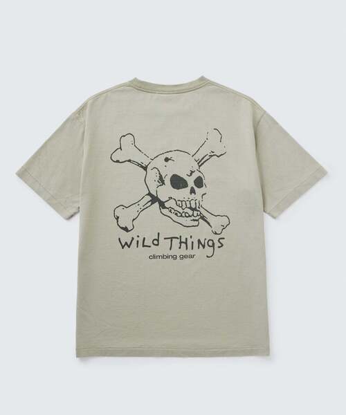 WILD THINGS(ワイルドシングス)の「クロスボーンズ S/S Tシャツ│CROSSBONES S/S TEE(Tシャツ/カットソー・メンズ・イエロー系その他2/チャコールグレー/ホワイト/グレー系その他3・XL/L/M/S)」の3枚目の写真