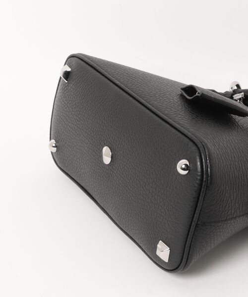 Maison Margiela(メゾンマルジェラ)の「Maison Margiela 5AC CLASSIQUE MINI(ハンドバッグ・レディース・ブラック・FREE)」の3枚目の写真