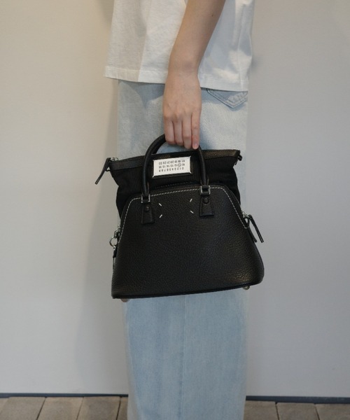 Maison Margiela(メゾンマルジェラ)の「Maison Margiela 5AC CLASSIQUE MINI(ハンドバッグ・レディース・ブラック・FREE)」の6枚目の写真