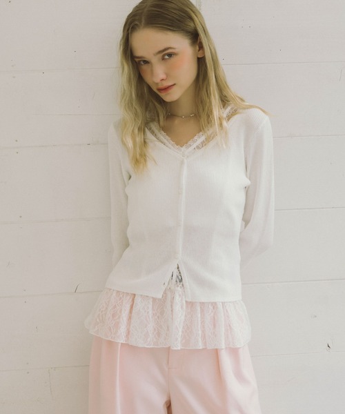 archives（アルシーヴ）の「レイヤードレースＴＯＰＳ×ニットカーディガンＳＥＴ（ニット/セーター・レディース・イエロー/オフホワイト/グレー/ブラック・MEDIUM）」の5枚目の写真