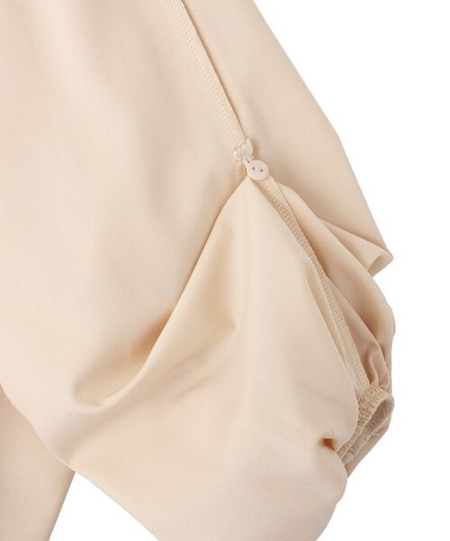 YECCA VECCA（イェッカヴェッカ）の「2wayボリューム袖ブラウス（シャツ/ブラウス・レディース・ピンクベージュ/オフホワイト/ネイビー/ストライプ・FREE）」の5枚目の写真