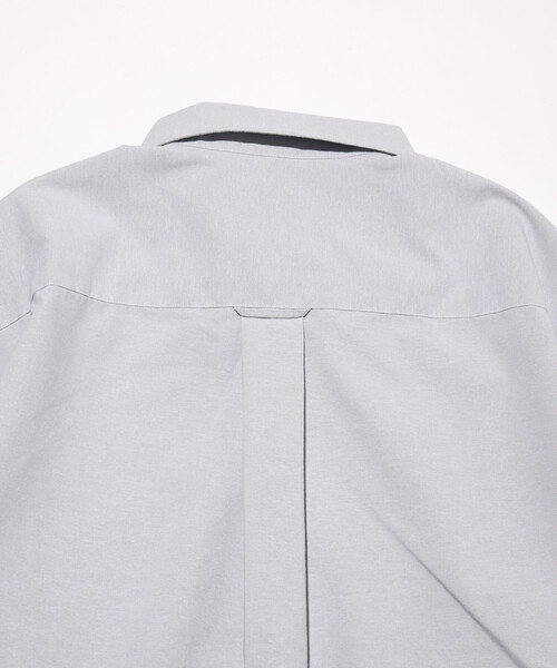 FREAK'S STORE（フリークスストア）の「AIRDRY HIGH TECHYARN オックスフォード ボタンダウンシャツ ロングスリーブ/エアドライ ポリエステル 長袖シャツ（シャツ/ブラウス・メンズ・ホワイト/グレー/サックスブルー/ブルー/グリーン/ダークグレー/その他9・SMALL/MEDIUM/LARGE）」の16枚目の写真