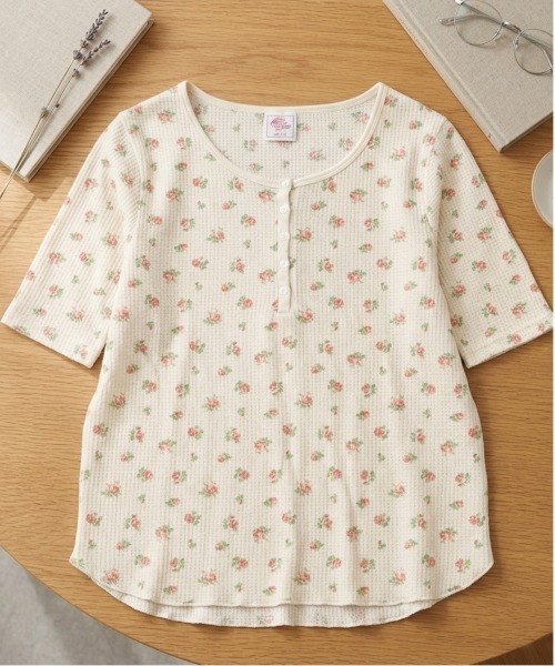 ALWAYS GOOD TIME(オルウェイズグッドタイム)の「【JEMORGAN / ジェーイーモーガン】花柄ワッフルハーフスリーブヘンリーネックT(Tシャツ/カットソー・レディース・ピンク系/ブルー系/ブラック系/パープル系/ネイビー系・F)」の5枚目の写真