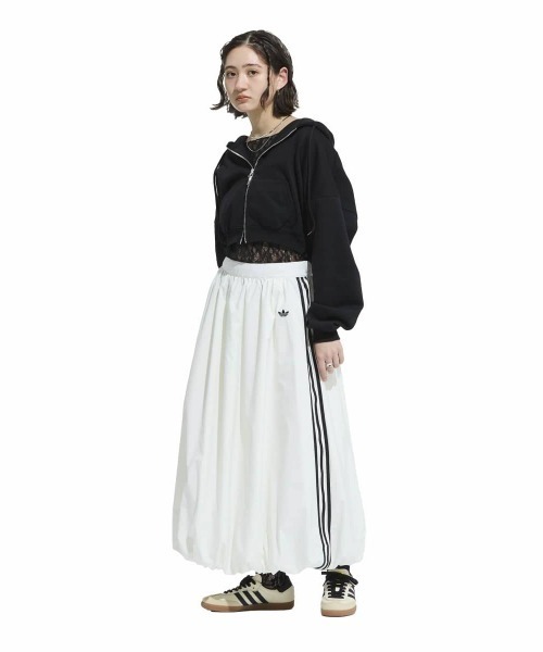 adidas(アディダス)の「adidas originals BALLOON LONG SKIRT(アディダスオリジナルス バルーン ロング スカート)(スカート・レディース・オフホワイト・SMALL/MEDIUM/LARGE)」の8枚目の写真