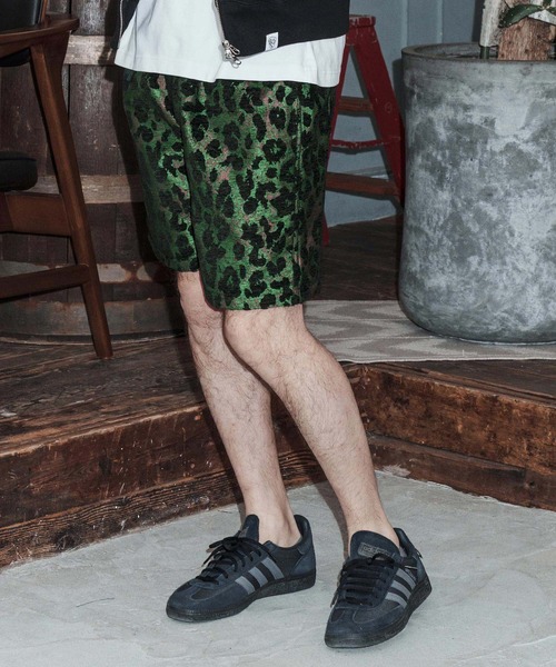 No Rain No Rainbow(ノーレインノーレインボー)の「mp14814-leopard pattern gobelin shorts ショートパンツ(NR26S-06)(その他パンツ・メンズ・グレー/ブラウン/グリーン・XL/L/M/S)」の21枚目の写真