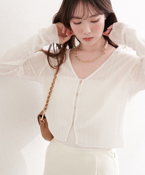 natural couture（ナチュラルクチュール）の「リブ柄入りフロントホックカーディガン（カーディガン/ボレロ・レディース・ブラック/サックスブルー/ネイビー/イエロー/ピンク/オフホワイト・FREE）」の7枚目の写真