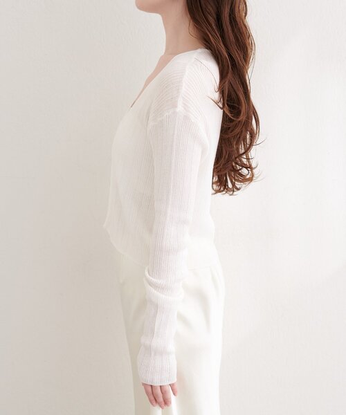 natural couture（ナチュラルクチュール）の「リブ柄入りフロントホックカーディガン（カーディガン/ボレロ・レディース・ブラック/サックスブルー/ネイビー/イエロー/ピンク/オフホワイト・FREE）」の12枚目の写真