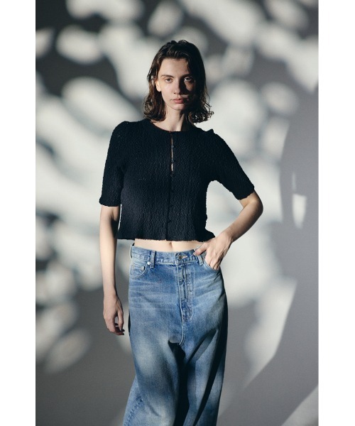 RIM.ARK（リムアーク）の「【PRE ORDER】Shirring lace compact tops シャーリングレース コンパクト トップス（ニット/セーター・レディース・ホワイト/ブラック・FREE）」の11枚目の写真