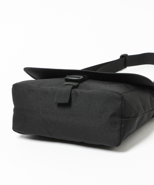 GLOBAL WORK(グローバルワーク)の「撥水メッセンジャーBAG/652779(メッセンジャーバッグ・キッズ・ブラック・FREE)」の4枚目の写真