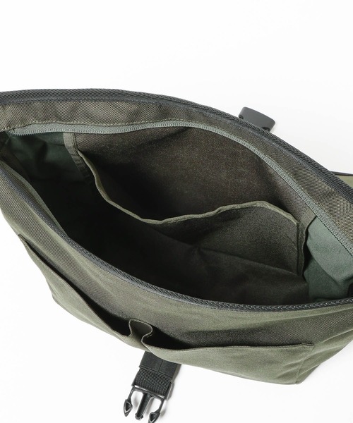 GLOBAL WORK(グローバルワーク)の「撥水メッセンジャーBAG/652779(メッセンジャーバッグ・キッズ・ブラック・FREE)」の8枚目の写真