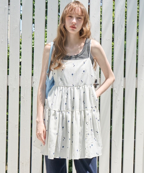 Birthday room（バースデイルーム）の「小花柄ティアードチュニック/Small floral print tiered tunic（チュニック・レディース・ホワイト/ブラック・FREE）」の5枚目の写真