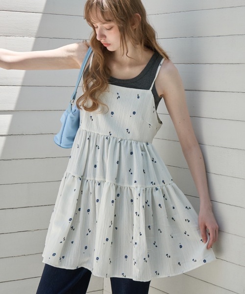 Birthday room（バースデイルーム）の「小花柄ティアードチュニック/Small floral print tiered tunic（チュニック・レディース・ホワイト/ブラック・FREE）」の9枚目の写真