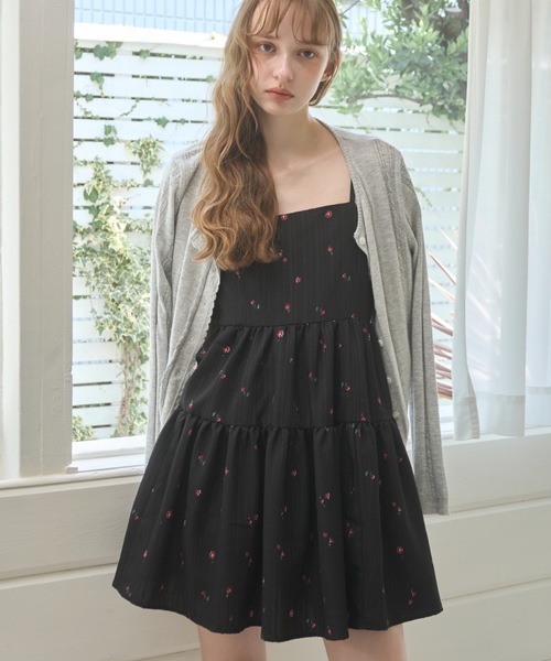 Birthday room（バースデイルーム）の「小花柄ティアードチュニック/Small floral print tiered tunic（チュニック・レディース・ホワイト/ブラック・FREE）」の12枚目の写真