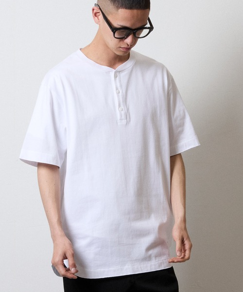 PREMIUM COTTON CURVED HEM HENRY NECK T-SHIRT / プレミアム コットン